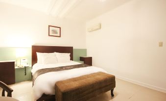 Charmant Hotel