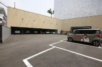 Asan Hotel Cube - parking