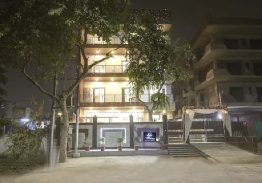 Hotel la Mirage Noida