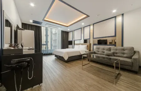 Naju Laon Palace Hotel Отели в г. Наджу