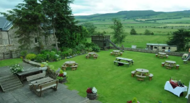 เดอะ ทรี หวีท เฮด โรงแรมใน