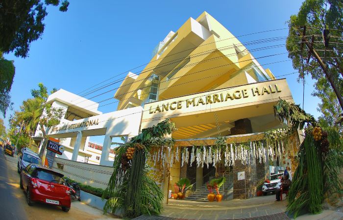 Hotel Lance International