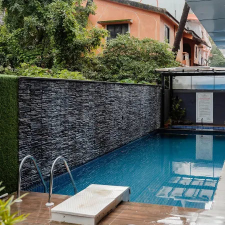 Divan Clarks Inn Goa
