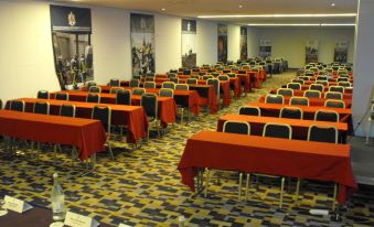 Axis Viana Business & Spa Hotel