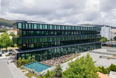 Axis Viana Business & Spa Hotel Отели в г. 