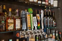 Executive Inn & Suites Oakland - Quầy bar