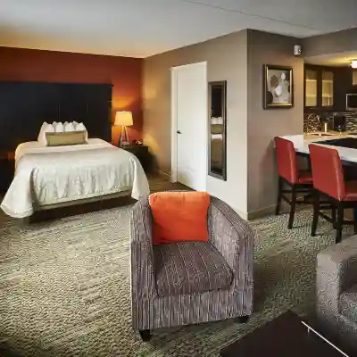 Staybridge Suites HAMILTON - DOWNTOWN by IHG Rooms