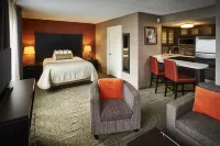 Staybridge Suites Hamilton - Downtown Hotel di Hamilton