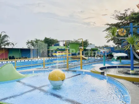 Lafa Park Syariah Rengas Bandung Cikarang Redpartner Отели в г. East Cikarang