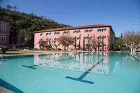 Your Hotel & Spa Alcobaça - Pools