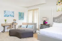 Retro Suites Hotel