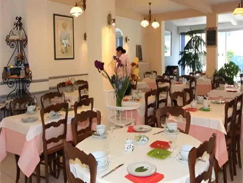 Hôtel Calme des Pins & Spa