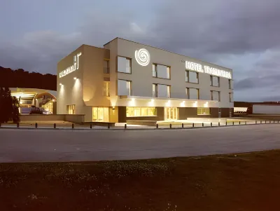 Tramuntana Hotels in Alt Empordà
