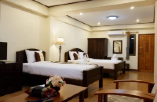 ナーンバーンクン ホテル