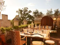 Mondrian Bordeaux les Carmes - breakfast