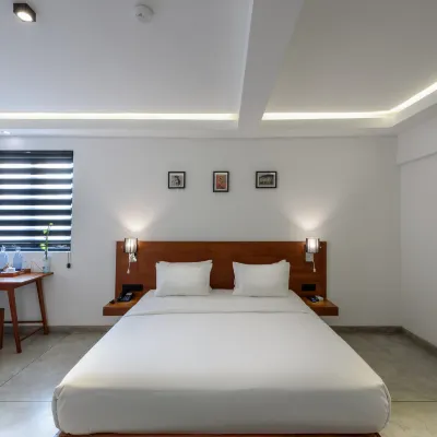 Fern Colombo Hotels near Technical Junction