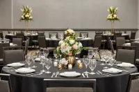 Crowne Plaza LOUISVILLE AIRPORT EXPO CTR by IHG - breakfast