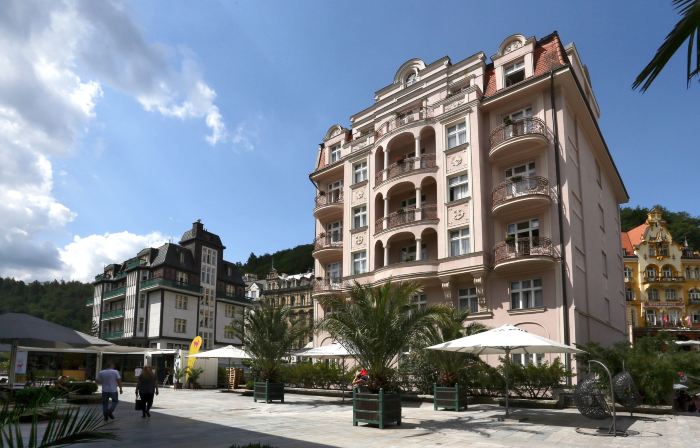 Art Deco Wolker by Astoria Hotel & Medical Spa