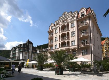 Art Deco Wolker by Astoria Hotel & Medical Spa