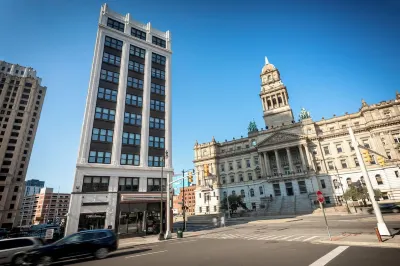 Kasa Cadillac Square Detroit Hotels near Wayne County Community College District