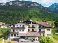 Suàn Hotel فنادق في Panchia