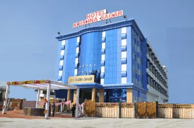 Hotel Krishna Sagar NH-24 فنادق في Dhaulana