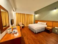 Mayres Hotel Kota Tinggi Hotel a Kota Tinggi