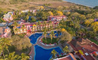Grand Decameron Complex Bucerias, A Trademark All Inclusive