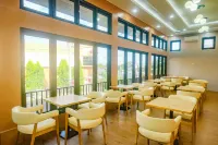 瑞德多茲 @ 沙布里納霍姆斯泰西亞拉瑪古沃