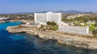 Globales America Hotels near Cala Domingos