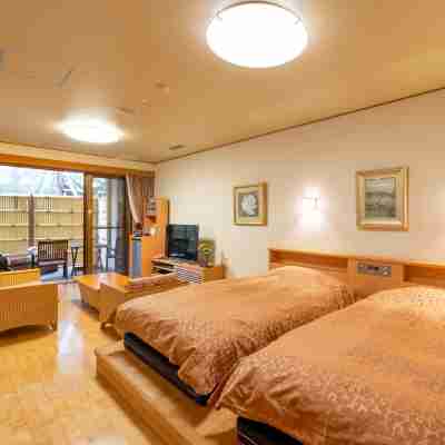 Hotel Sun Valley Izu Nagaoka Honkan Rooms
