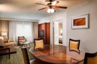 Chicago Marriott Midway Hotels near St Blase Catholic Church (Blessed Martyrs Of Chimbote Parish)