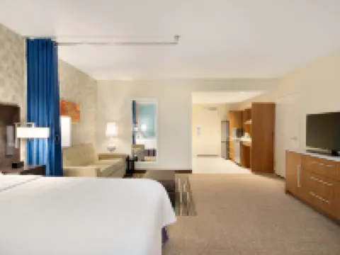 Home2 Suites by Hilton Joliet/Plainfield Hotels in Joliet