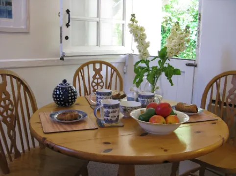 Seaside cottage in heart of picturesque village by the coast path and beaches