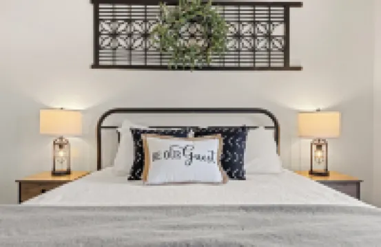 Columbus Cottage, .5 Miles to Main, Private Hot Tub!