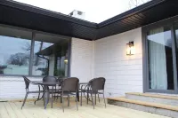 Waterfront Lake House on Wilson Lake