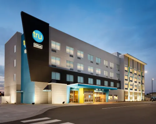 Tru by Hilton Cedar Rapids Westdale Hotels in Cedar Rapids