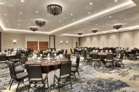 Embassy Suites by Hilton Monterey Bay Seaside Hotel a Seaside