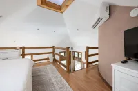 Riverside Retreat Aztec -Tiny Home on the Animas River. 30 minutes to Durango!