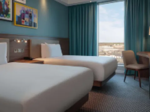 แฮมป์ตัน บาย ฮิลตัน เอดินบะระ แอร์พอร์ต โรงแรมในเอดินบะระ