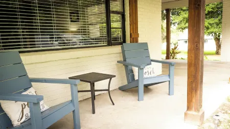 The Crescent Lakehouse