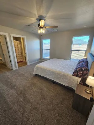 New Build- 3 Bed, 2 Bath w Garage.
