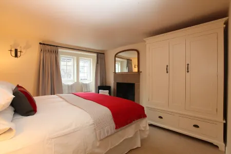 Style and Comfort - Welcome to The Bobbin