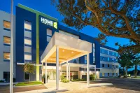 Home2 Suites by Hilton Palm Bay Melbourne I 95 Hotels near Castaway Point Park