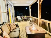 Cabin Boheme & Boat Rental "A Lakefront Hideaway"Kayaks, Firepit, Petfriendly