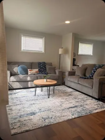 Cozy Angola Cottage by the Beach