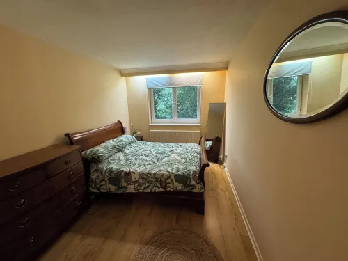 Tranquil apartment only a short walk from Oxford station and central Oxford