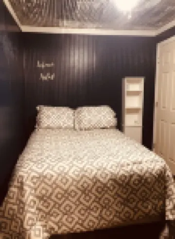 Fisherman’s cabin 2 miles from the water