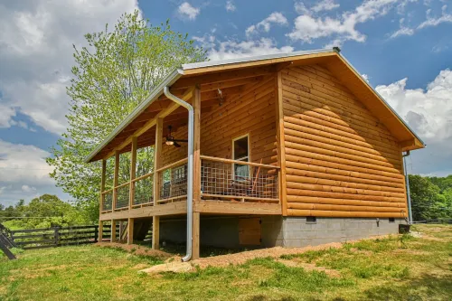 Beautiful Log Cabin on Horse Farm The Holy Cow