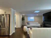 Cheerful & private 3 bedroom Shoreline home.